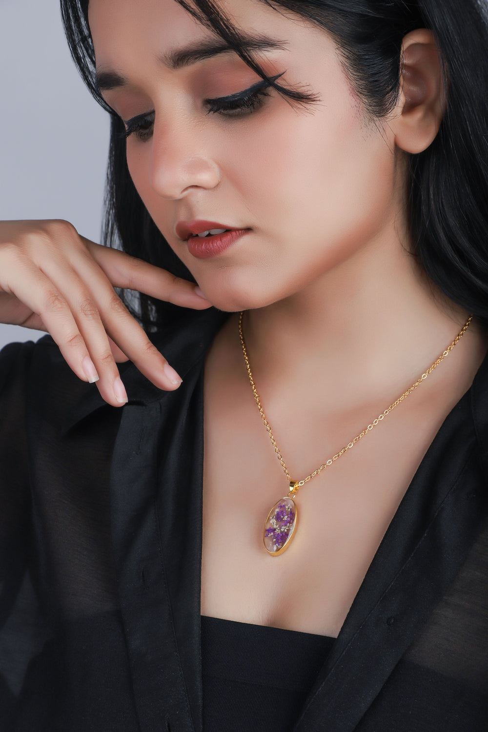 Dried hydrangeas Real Flower Resin Pendant chain for girls