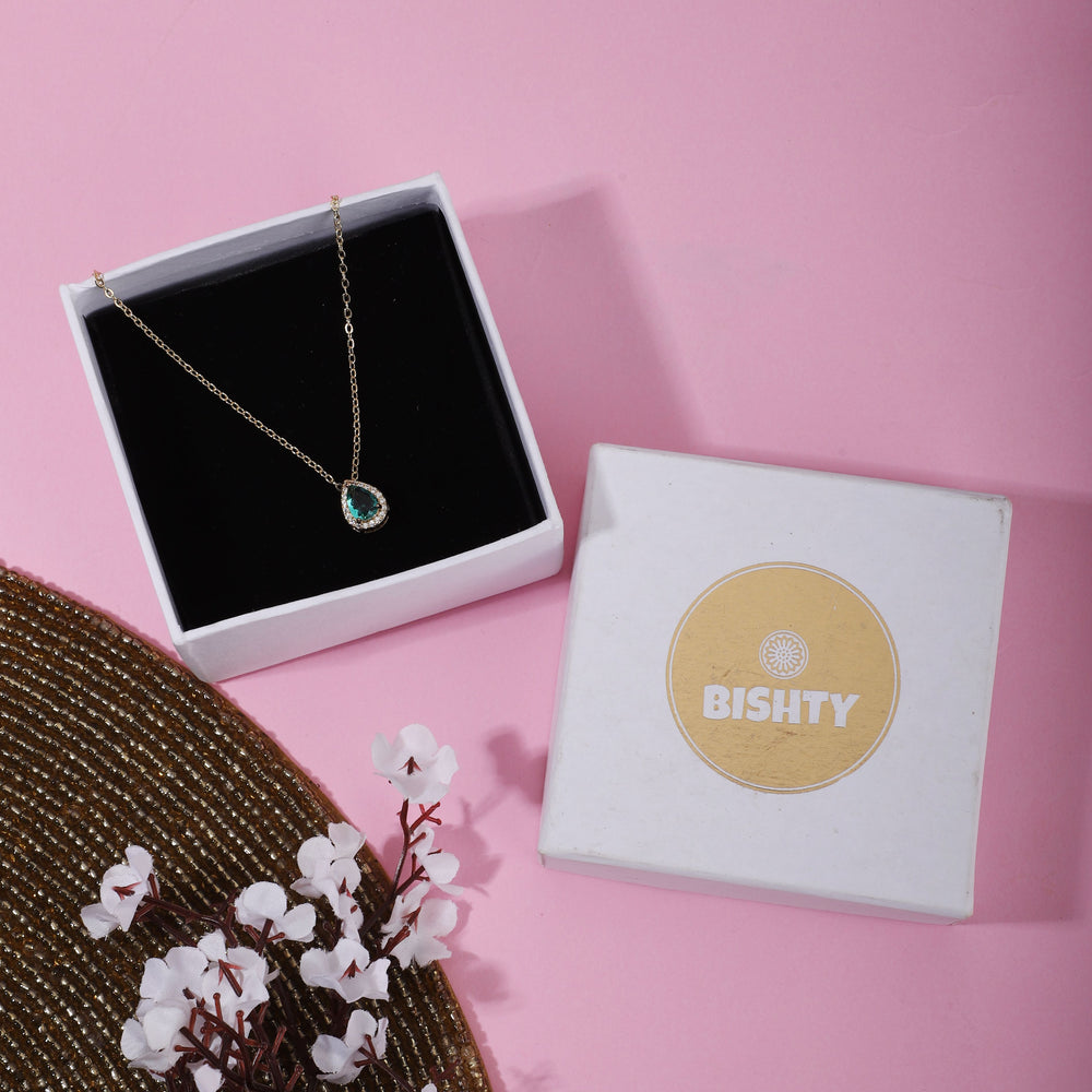 Green stone Drop pendant Anti Tarnish Anti Allergic chain girls women