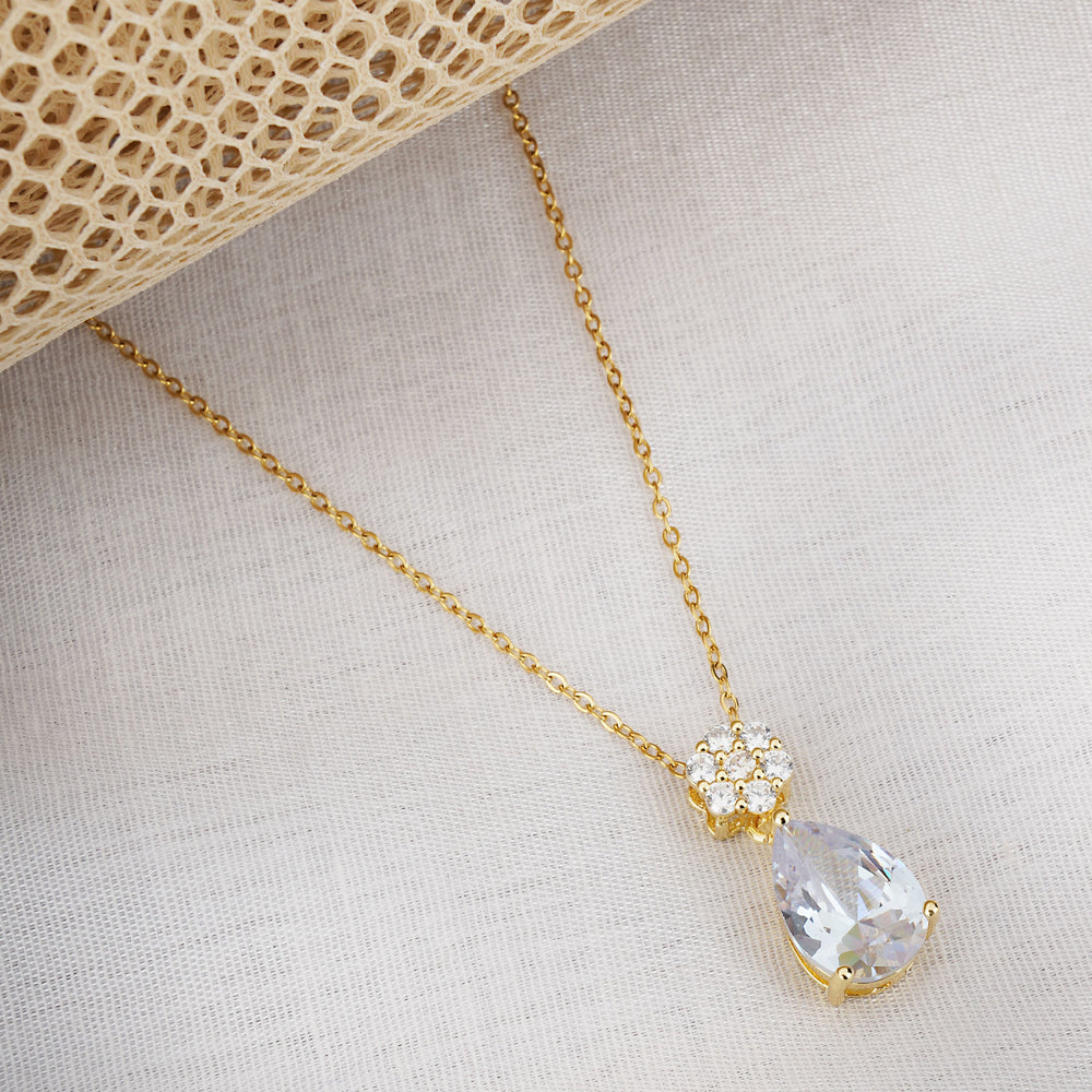 Elegant Anti Tarnish Stone Pendant Chain – Perfect Valentine's Day Gift for Girls & Women.