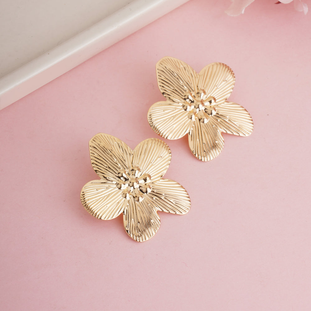 Classic Gold Plated Textured 5-Petal Flower Stud Earrings for Casual & Ethnic Wear