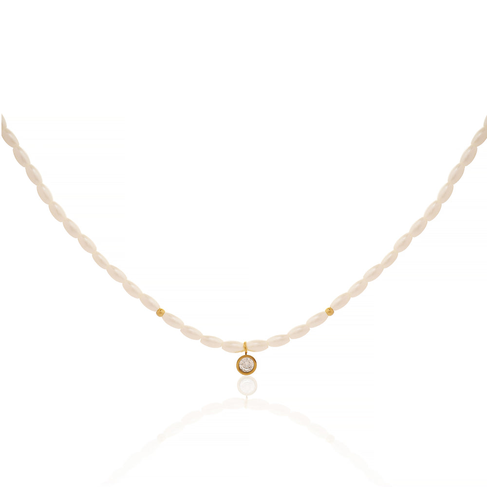 Luxury White Pearl Necklace with Solitaire Cubic Zirconia