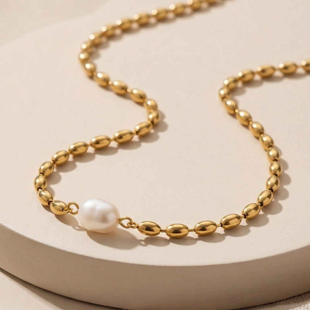 Baroque Pearl Pendant with Gold Oval Bead Chain