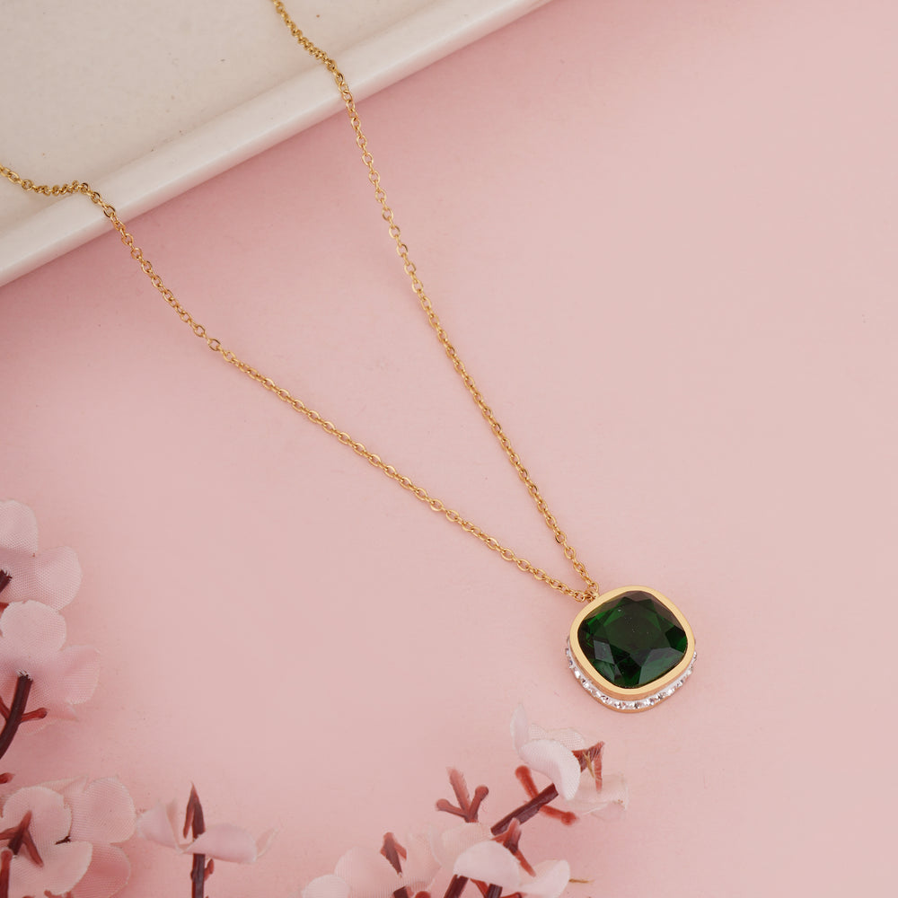 Classic Emerald Green Gemstone Pendant on Link Chain