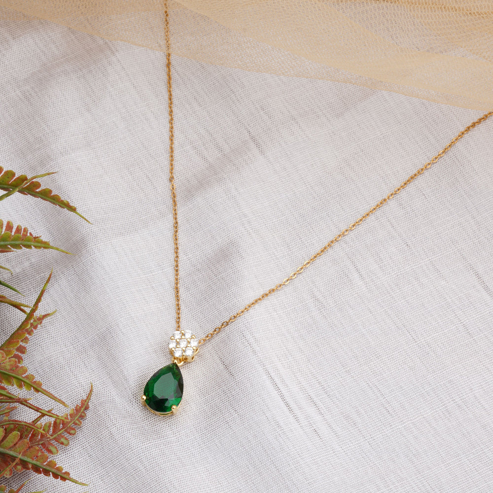 Elegant Anti Tarnish Stone Pendant Chain – Perfect Valentine's Day Gift for Girls & Women.