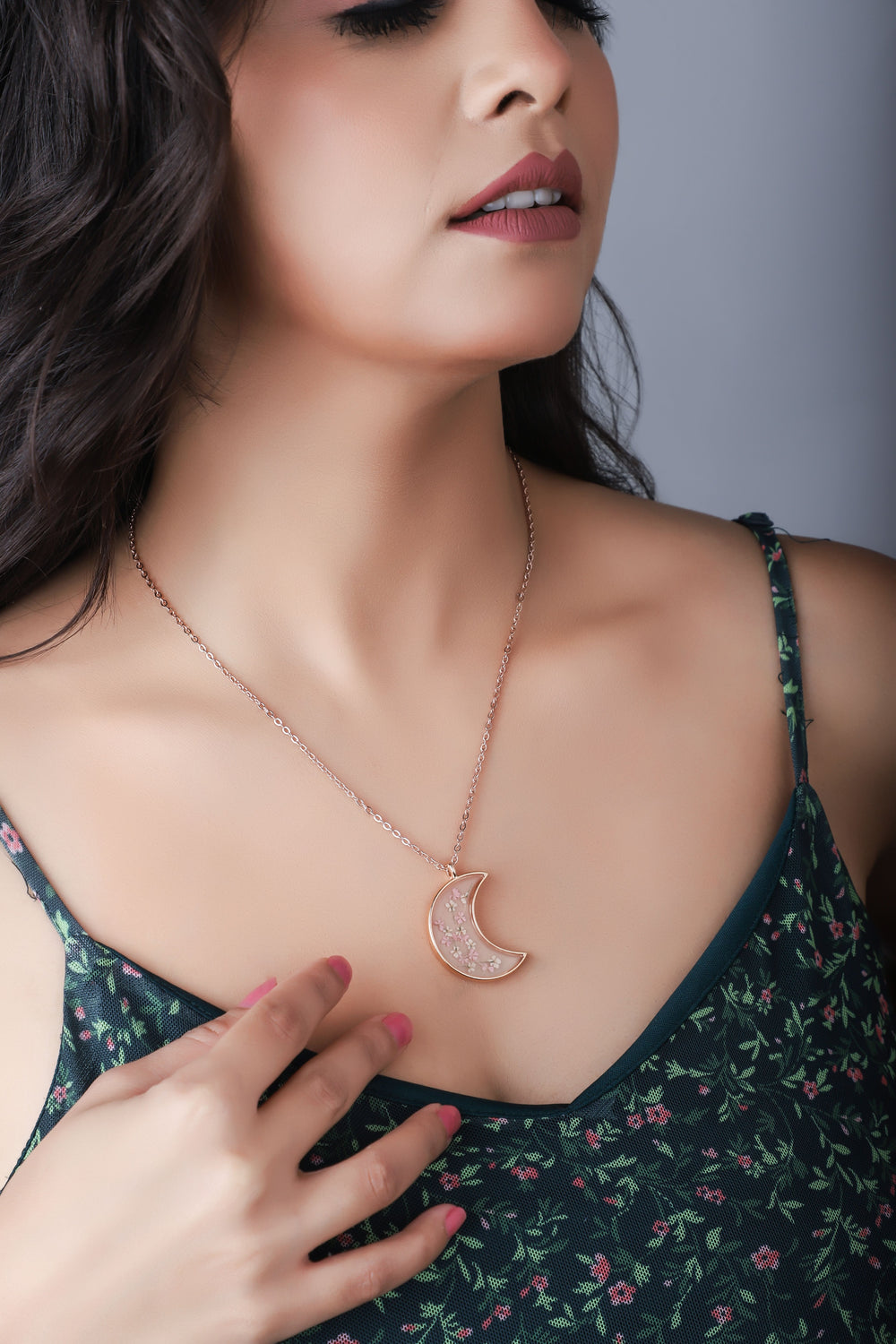 Dried Cherry Blossom Moon Real Flower Resin Pendant chain for girls