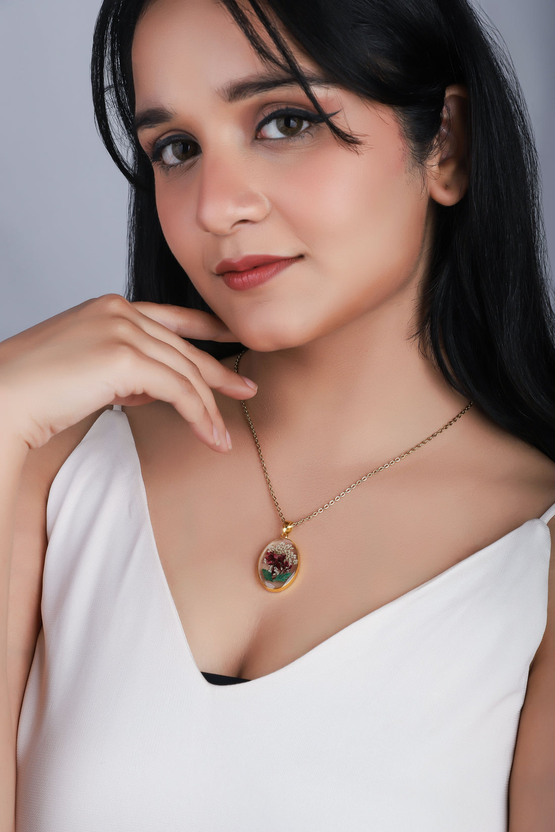 Dried Real Flower Resin Floral Pendant chain for girls