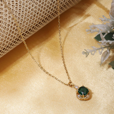 Classic Green stone pendant Anti Tarnish Anti Allergic chain girls women
