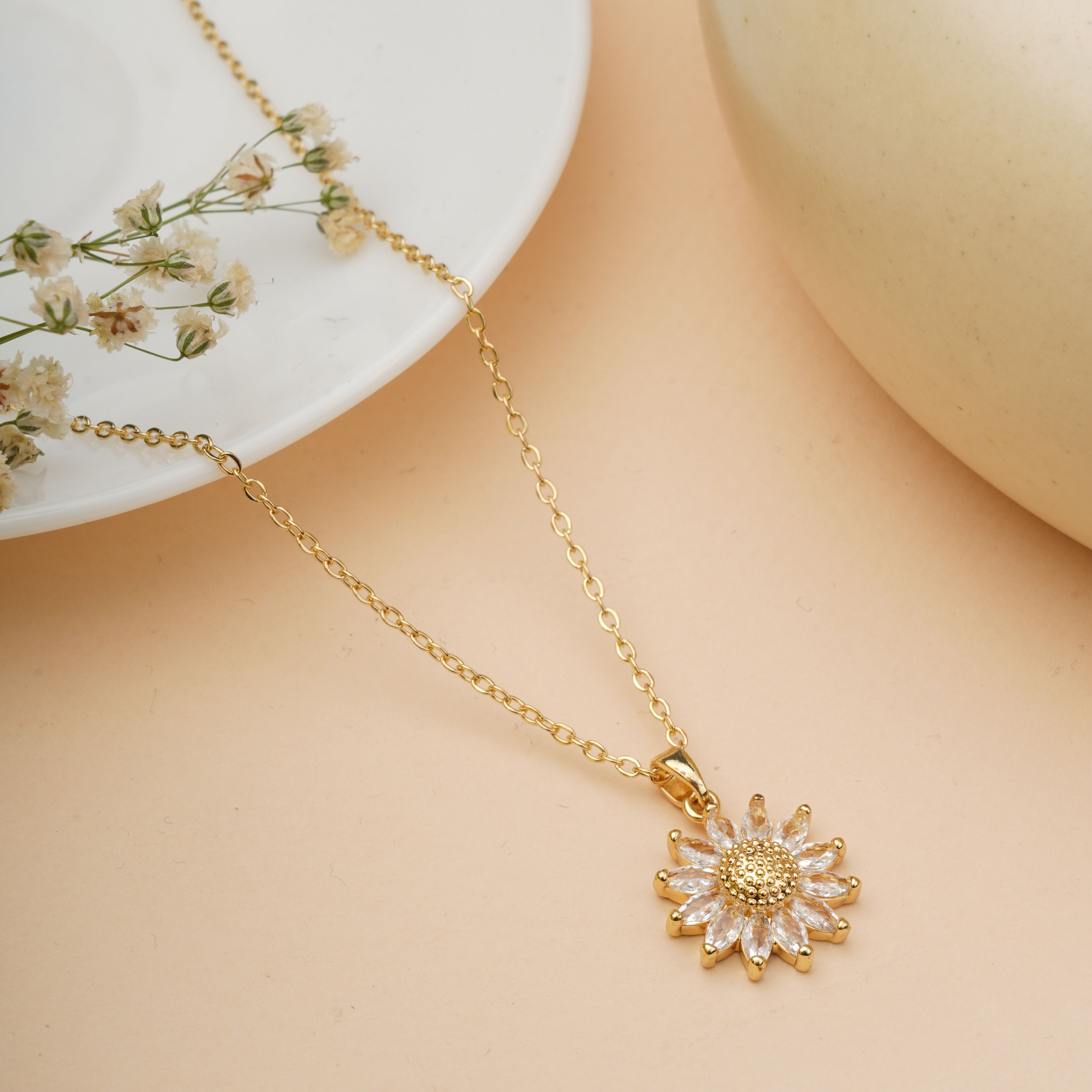 Blooming Beauty: Flower Pendants for Birthdays & Anniversaries