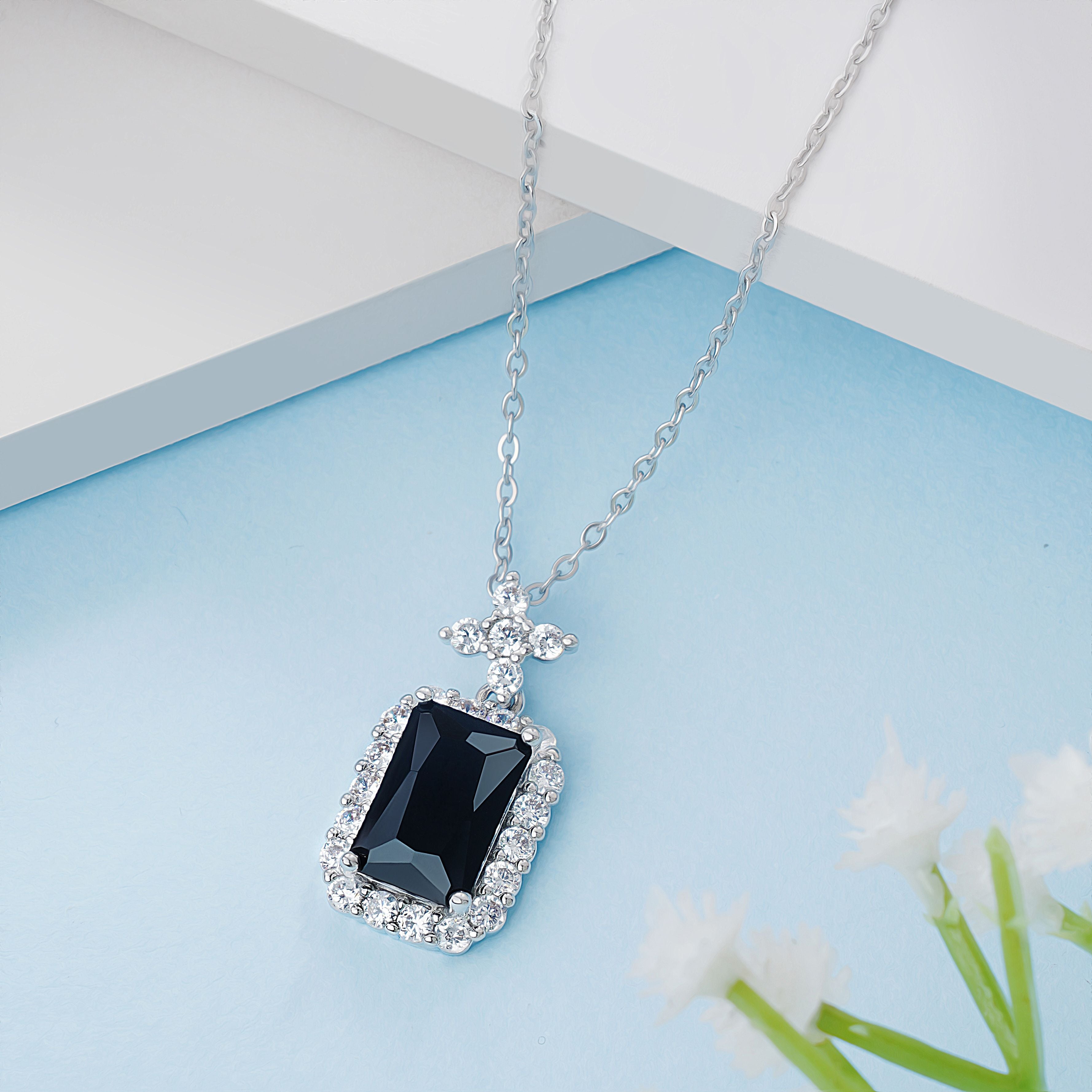 Elegant Black Stone Anti Tarnish Anti Allergic Skin Safe chain girls women