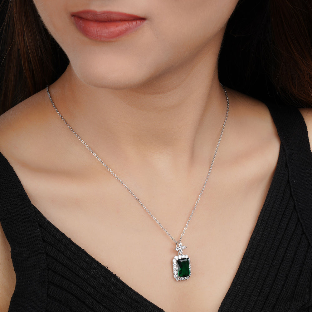 Elegant Green Stone Anti Tarnish Anti Allergic Skin Safe chain girls women