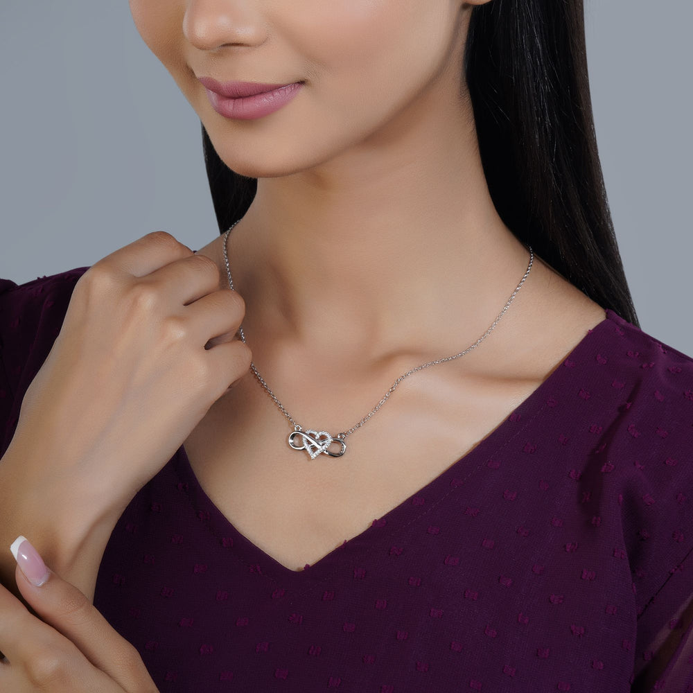 Heart pendant chain for girls women