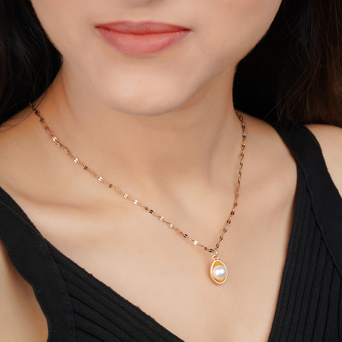 BISHTY Pearl Anti Tarnish chain for girls women