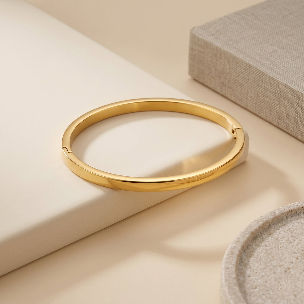 Minimislist Daily Wear Anti-Tarnish Sleek Gold Bangle Jewellery for daily wear