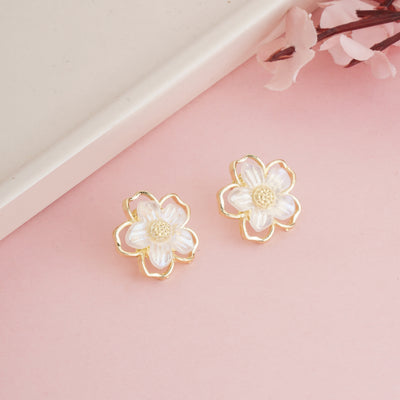 Elegant Gold Plated Layered White Resin Flower Stud Earrings with Textured Golden Pistil Center - Second Image