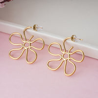 Bold Gold Plated Hollow Out Graphic Floral Hoop Earrings