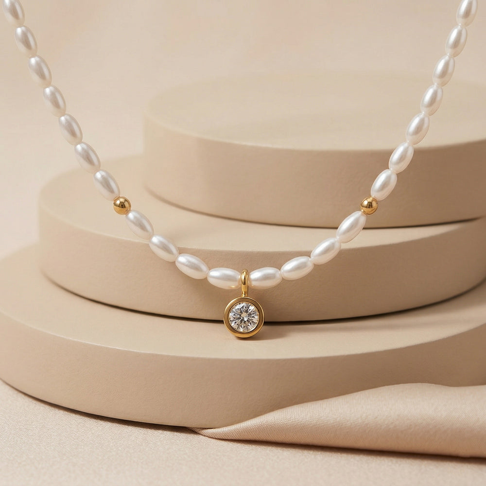Luxury White Pearl Necklace with Solitaire Cubic Zirconia