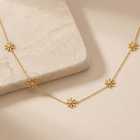 Elegant Daisy Flower Station Necklace