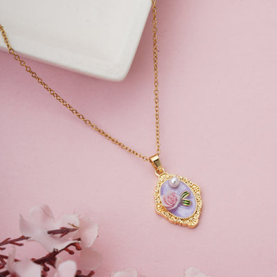 Exquisite Vintage Style Rose Cameo Pendant with Pearl Accent - Second Image