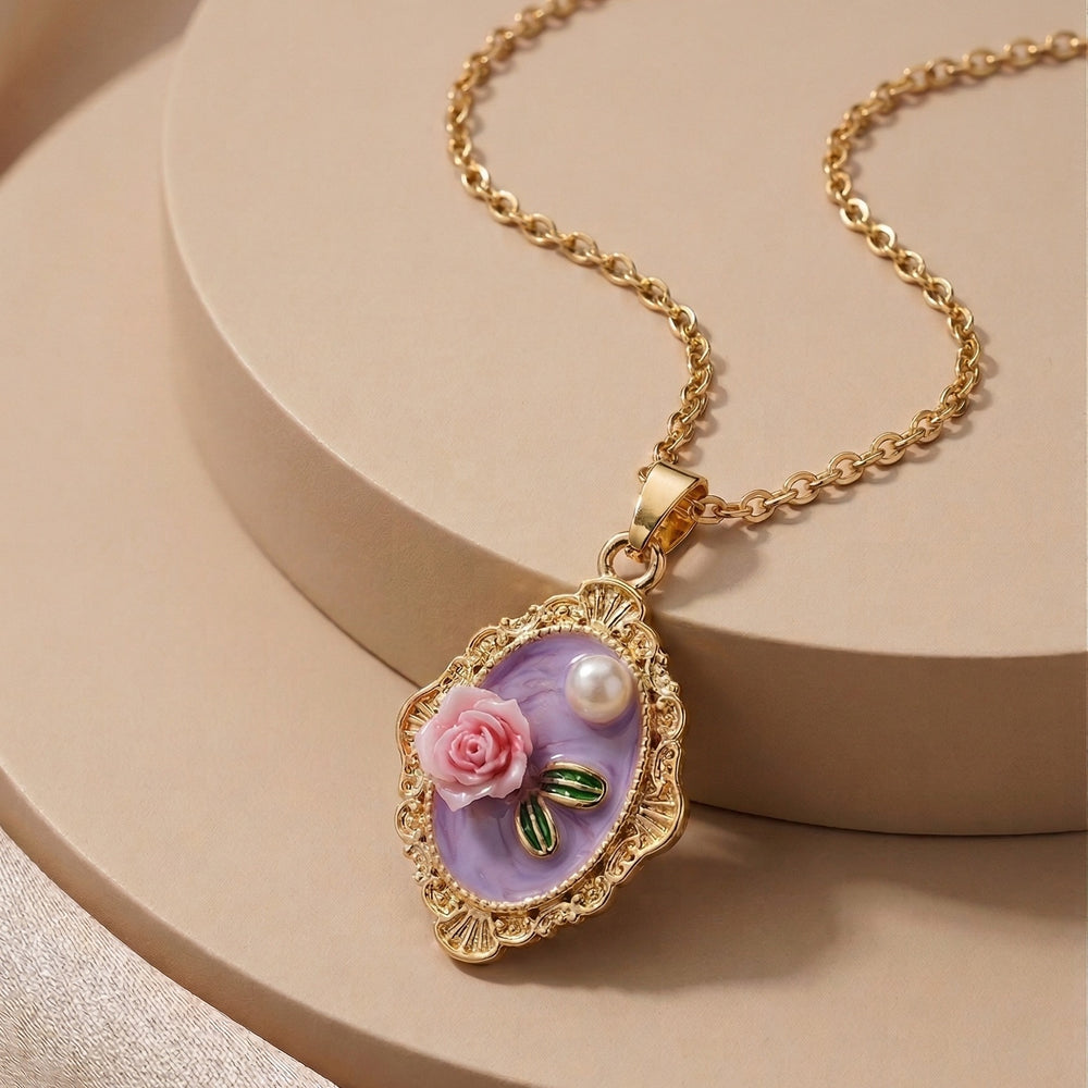 Exquisite Vintage Style Rose Cameo Pendant with Pearl Accent