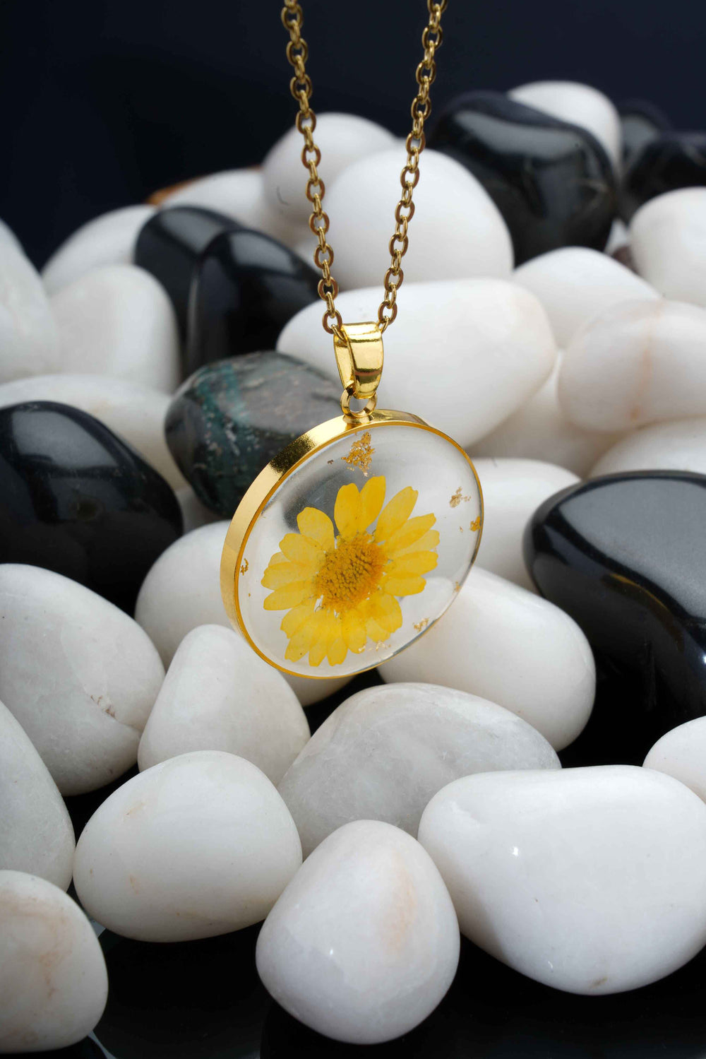 Dried Resin Real Flower Pendant chain for girls | Anniversary Gift | Birthday Gift