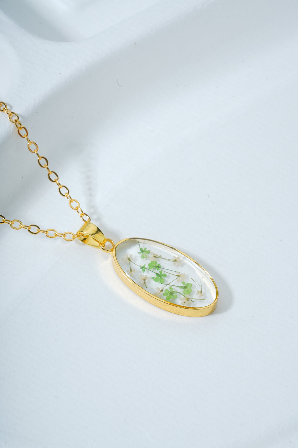 Dried hydrangeas Real Flower Resin Pendant chain for girls