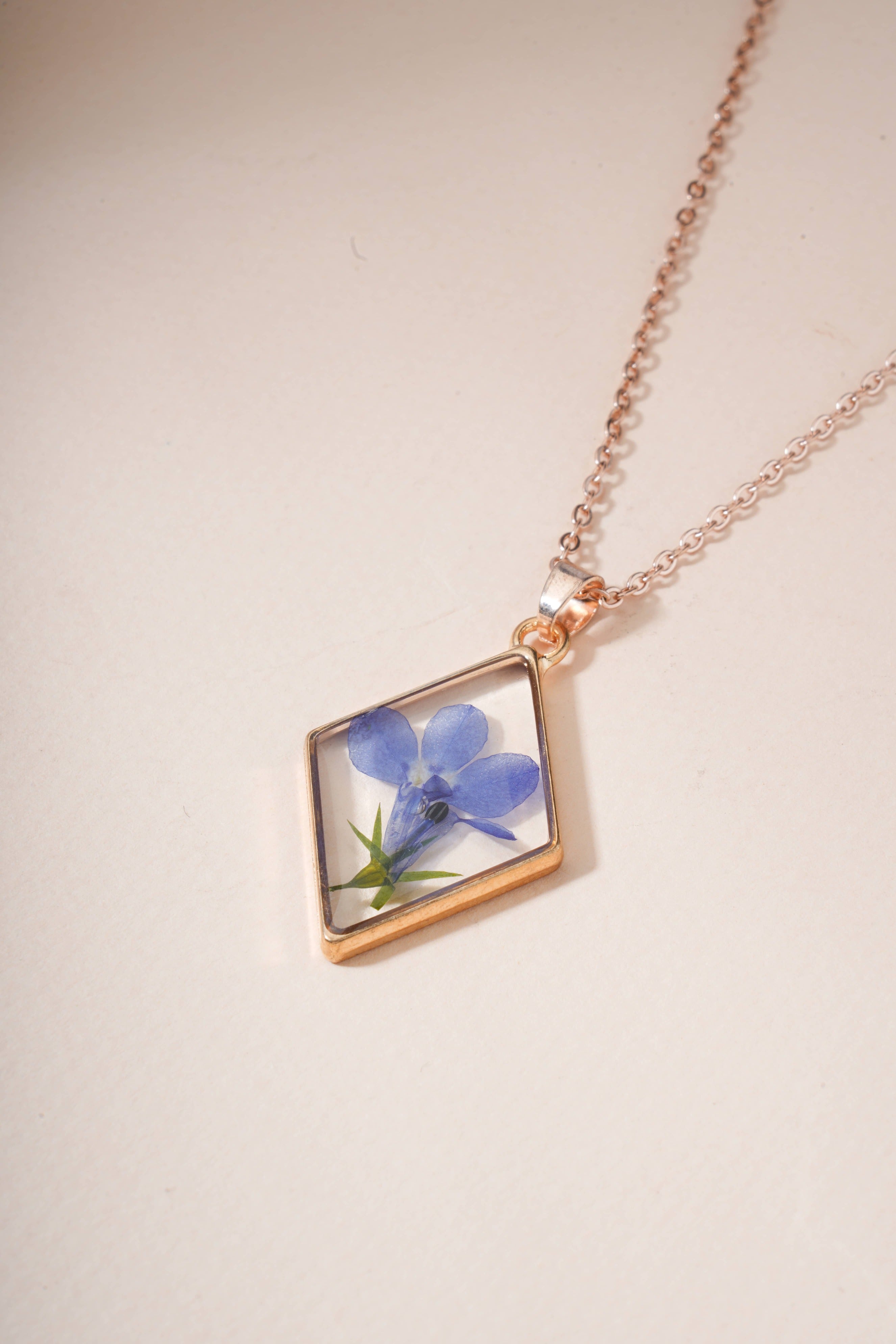 Dried Real Flower Resin Pendant chain for girls | Anniversary Gift
