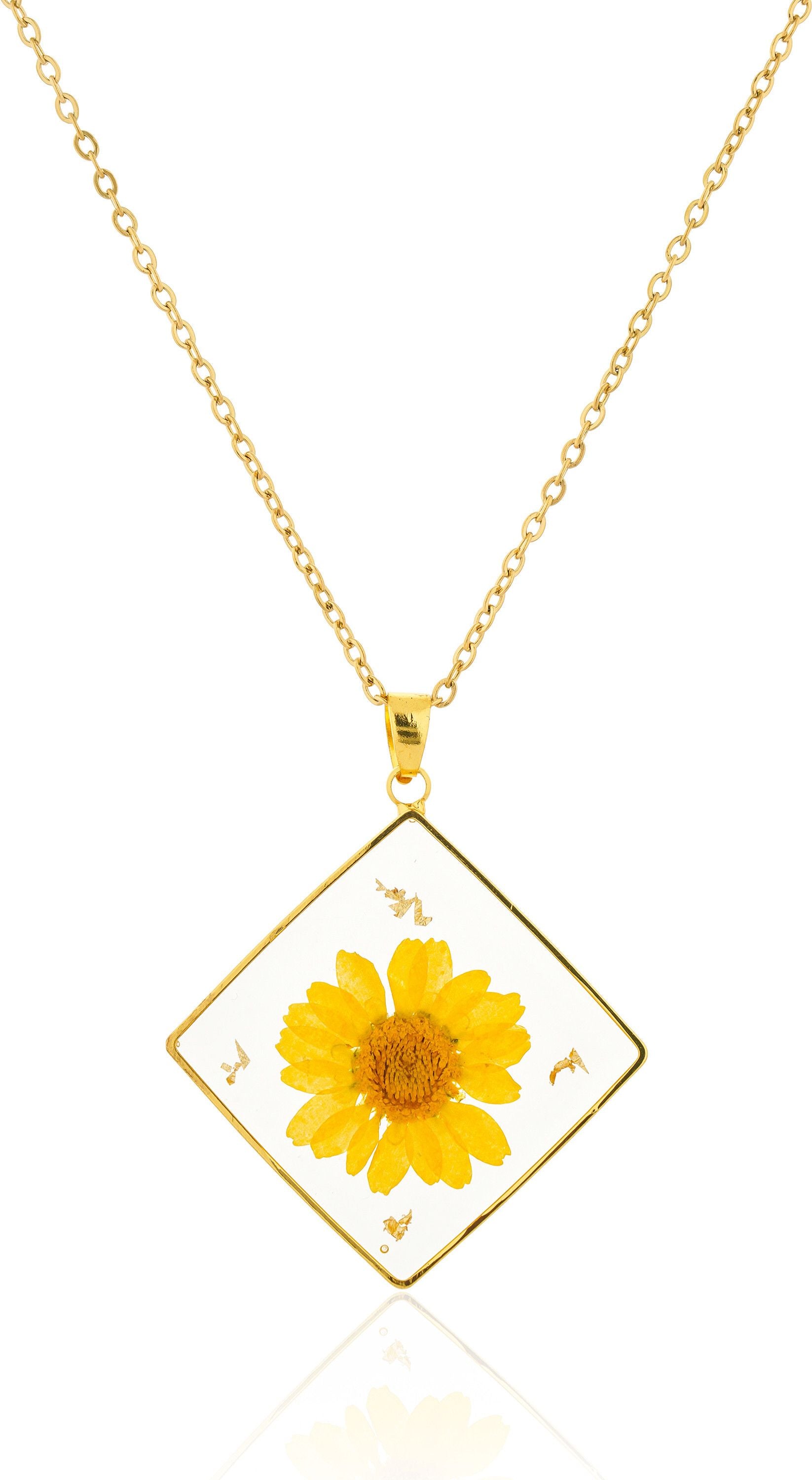 Dried Real Flower Resin Pendant chain for girls | Anniversary Gift